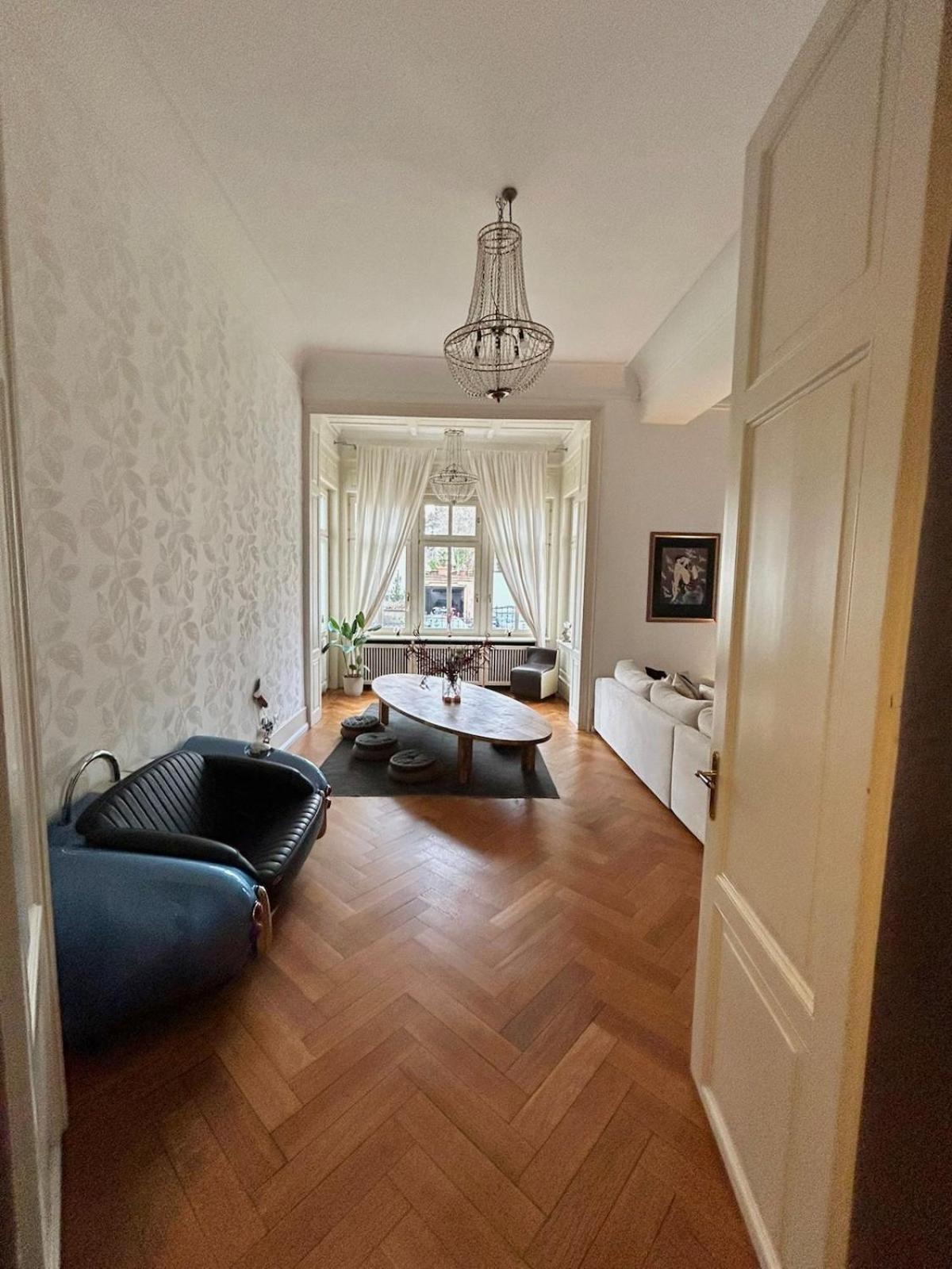 Old Building Dream In Apartment Wiesbaden